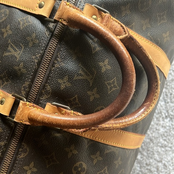 Louis Vuitton Keepall 60 Bandouliere Duffel Bag - Picture 7 of 16
